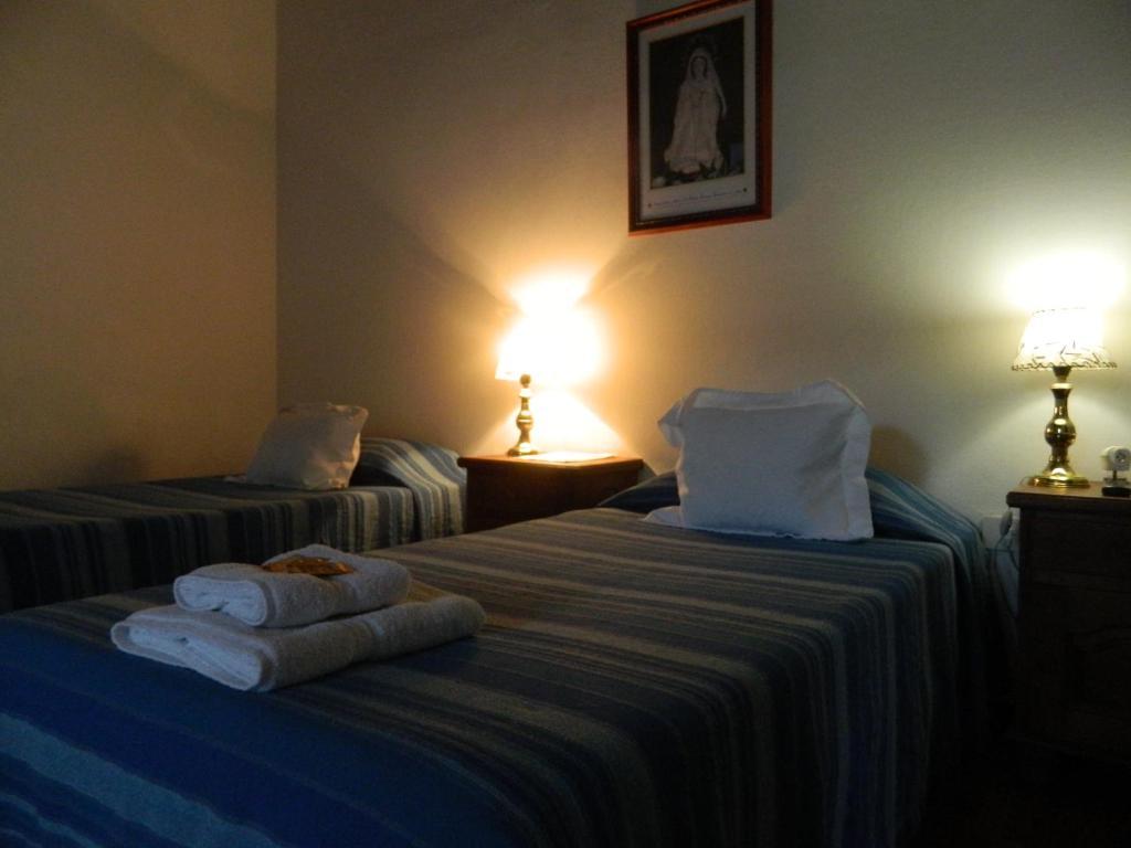 Hostal El Cerrito San Lorenzo San Lorenzo  Zewnętrze zdjęcie