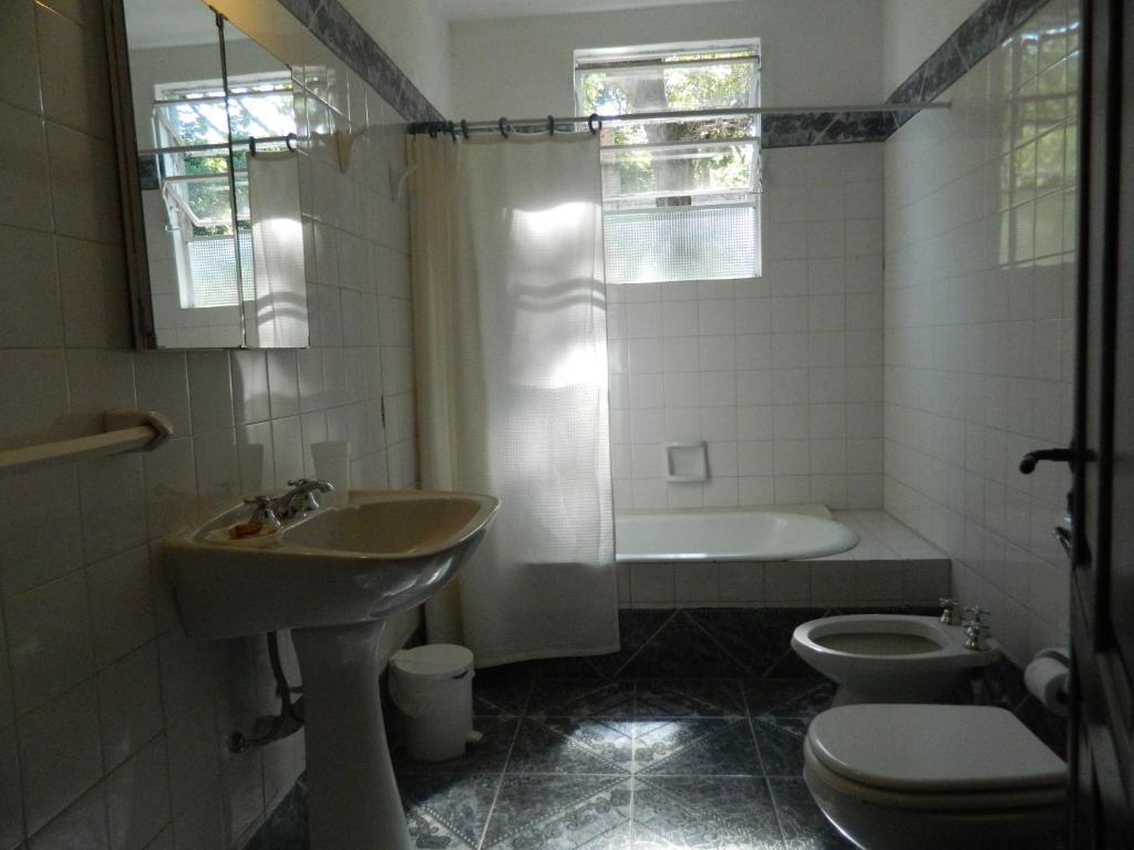 Hostal El Cerrito San Lorenzo San Lorenzo  Zewnętrze zdjęcie