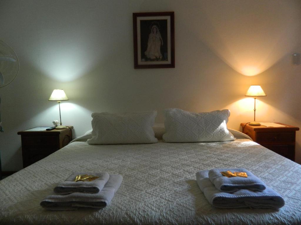 Hostal El Cerrito San Lorenzo San Lorenzo  Zewnętrze zdjęcie